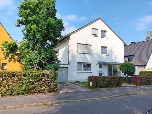 Foto - Mehrfamilienhaus Siegburg - 745.000,00 EUR Kaufpreis,