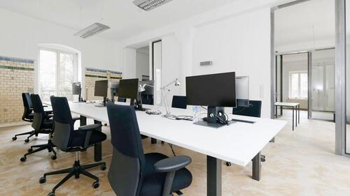 Foto - Möblierte Arbeitsplätze in schöner Loft Büroetage in Kreuzberg - All-in-Miete