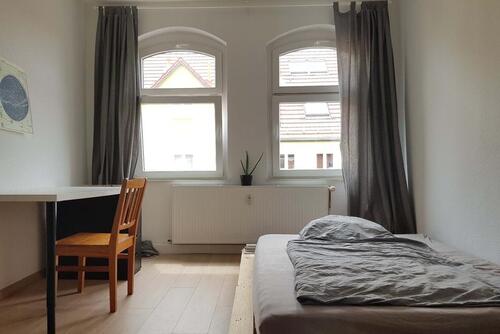 Foto - WG mit Küchenübernahme - Schöne 3-Raum-Wohnung in ruhiger Lage