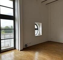 2 - Raum Wohnung, Kleiner Werder, Balkon, Stellplatz, Saniert - Magdeburg Brückfeld