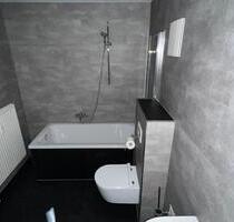 3-Zi.-DG-Whg. mit 2 Balkonen und Stellplatz - Reichenbach im Vogtland