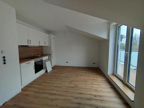 Foto - Zur Miete: 2-Zimmer Neubauwohnung in ländlicher Lage