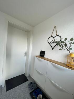 Foto - Provisionsfreie 3,5-Zimmer DG-Wohnung mit tollem Ausblick