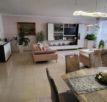 Wohnung 4,5 zimm.118m² renoviert.Balkon - Reutlingen Sondelfingen