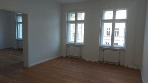 Foto - Wunderschöne 2-Zimmer-Altbauwohnung mit Einbauküche, unbefristet & per sofort in Berlin-Wedding!