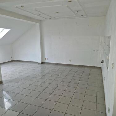 Foto - 2.5 Zimmer Dachgeschoßwohnung zur Miete in Mannheim