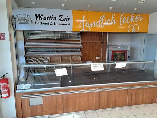 Foto - Voll augestattete Bäckerei mit bester Lage zu vermieten