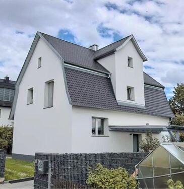 Foto - Kernsaniertes EFH mit PV, XXL-Garage & 1035 m² Grundstück