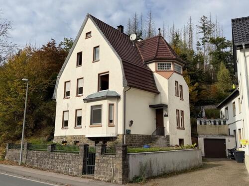 Foto - Ein-Zweifamilienhaus Ein Handwerkertraum b. Weihnachten einziehen
