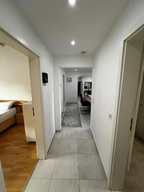 Foto - 180 Quadratmeter große Wohnung zu Vermieten! 2700€ warm