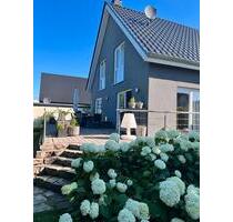 Junges Einfamilienhaus direkt von privat hell und modern - Herford