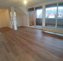 Helle Dachgeschosswohnung mit Loggia in Gr. Berkel - Aerzen