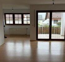 Vermiete 3,5 Zimmerwoh. ca.71qm, Kaltmiete 800 € + 250 € NK - Neuenstadt am Kocher