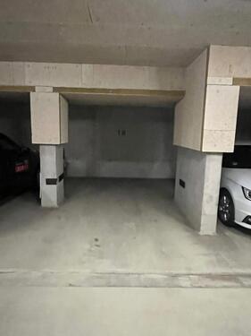 Foto - Tief garage - 70,00 EUR Miete,