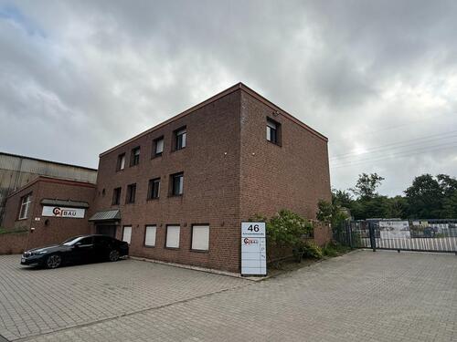 Foto - Werkstatt, Lagerhallen und Büros zu vermieten