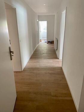 Foto - Moderne Neubauwohnung mit Essküche, Einbauküche