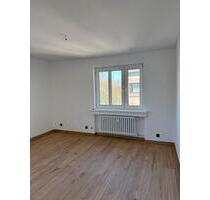 3 Zimmer Wohnung mit Küche Balkon und Garage parallel zur Rü - Essen Stadtbezirk II