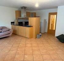 Schöne 3 Zimmerwohnung mit Garten und Terrassen mit freisitz. - Bad Tölz