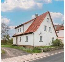 Einfamilienhaus - 130.000,00&nbsp;EUR Kaufpreis, ca.&nbsp; 196,00&nbsp;m&sup2; in Bad Königshofen im Grabfeld (PLZ: 97631)