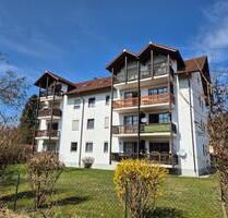 Zentrumsnahe, gepflegte 2-Zi-Wohnung im EG mit Balkon und Stellplatz - Pfarrkirchen
