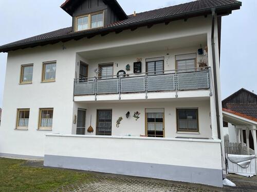 Foto - 3 ZKB DG-Wohnnung - 640,00&nbsp;EUR Kaltmiete, ca.&nbsp; 80,00&nbsp;m&sup2;