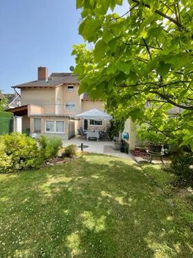 Foto - 7 Zimmer Einfamilienhaus zur Miete in Wölfersheim