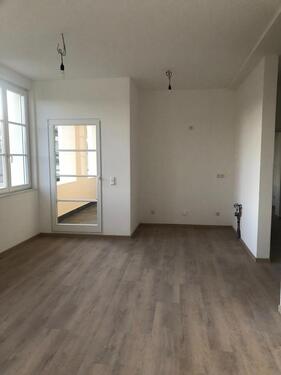 Foto - Kernsaniert & hell: 3-Zimmer-Wohnung mit Südloggia und Aufzug in