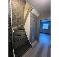 2-Zimmer-Haus mit Garten und Pool zu vermieten - Schweinfurt Gartenstadt