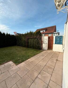 Foto - Großzügige Erdgeschosswohnung mit Garten + Stellplätzen OT Enzen