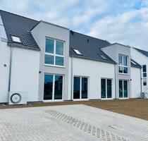 Neubauwohnung 4-Zimmer mit Dachboden im Neuen Stadtviertel - Papendorf