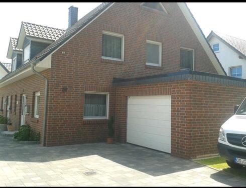 Foto - GEMÜTLICHE DOPPELHAUSHÄLFTE MIT KLEINEM GARTEN