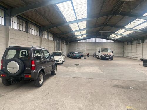 Foto - Stellplatz für WohnmobilOldtimerPKW