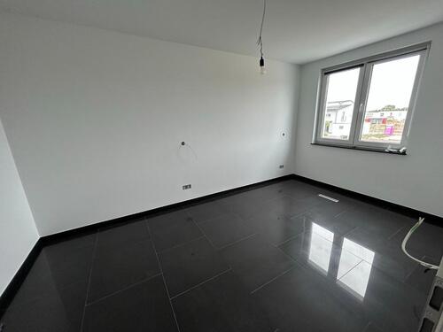 Foto - 5 Zimmer Einfamilienhaus zur Miete in Biblis