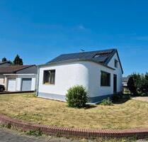 Freistehendes Traumhaus auf großem Eckgrundstück in Heppendorf - Elsdorf