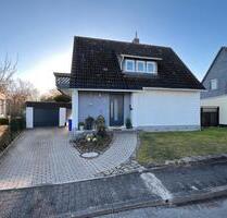 Einfamilienhaus in bester Lage mit vielen Möglichkeiten - Korbach