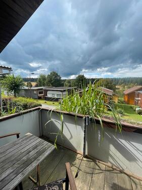 Foto - Ruheoase im Grünen mit Blick auf den Naturbadesee Forstteich