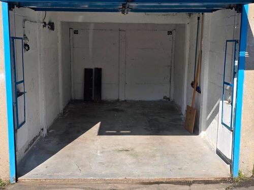 Foto - Garage zu vermieten - 95,00&nbsp;EUR Miete,