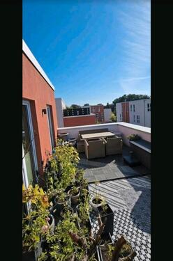 Foto - Wunderschöne 2,5 Zimmerwohnung mit Dachterrasse