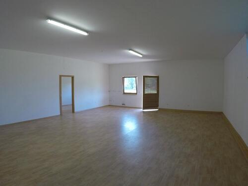 Foto - Lagerraum 95 m² zu vermieten - 475,00&nbsp;EUR Kaltmiete, ca.&nbsp; 95,00&nbsp;m&sup2;