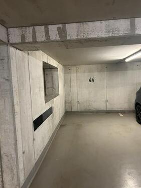 Foto - Tiefgaragenstellplatz Weisbergerstr. (85053)