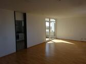Foto - Schöne, helle 2 - Zimmerwohnung mit Einbauküche
