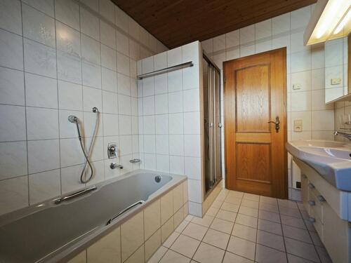 Foto - 5 Zimmer Etagenwohnung in Böhmenkirch