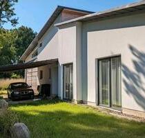Wohnung Haus mit Garten, Garage auf ruhigem Dorf - Warin