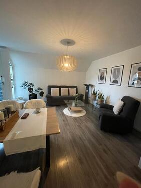 Foto - Schöne Wohnung über zwei Etagen mit Garage nähe Schloss