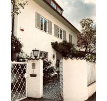 Altbau-Villa in Augsburg-Göggingen - Haus garten provisionsfrei