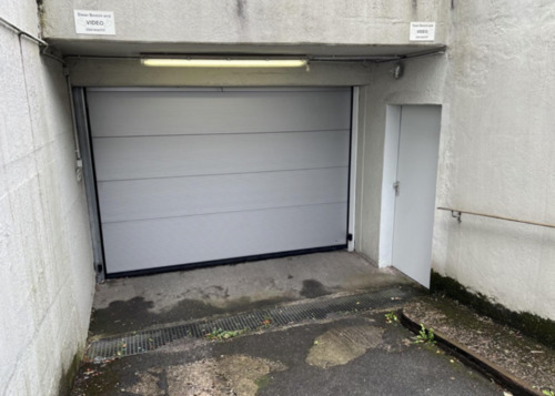 Foto - Tiefgaragen-Stellplatz Mülheim provisionsfrei zu vermieten