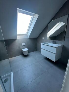 Foto - Wohnung zu vermieten ab sofort (Komplett kernsaniert)