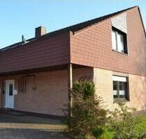 Gepflegtes Zweifamilienhaus-zentral-ruhig in Weener-von Privat-