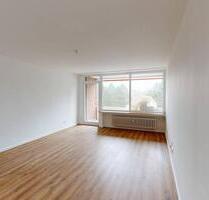 Helle 3-Zimmer-Wohnung im 4. Stock mit Balkon - Lübeck Sankt Jürgen