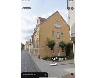 Zentrale 2-Zimmer-Wohnung mit Balkon und Tiefgaragenstellplatz - Gotha